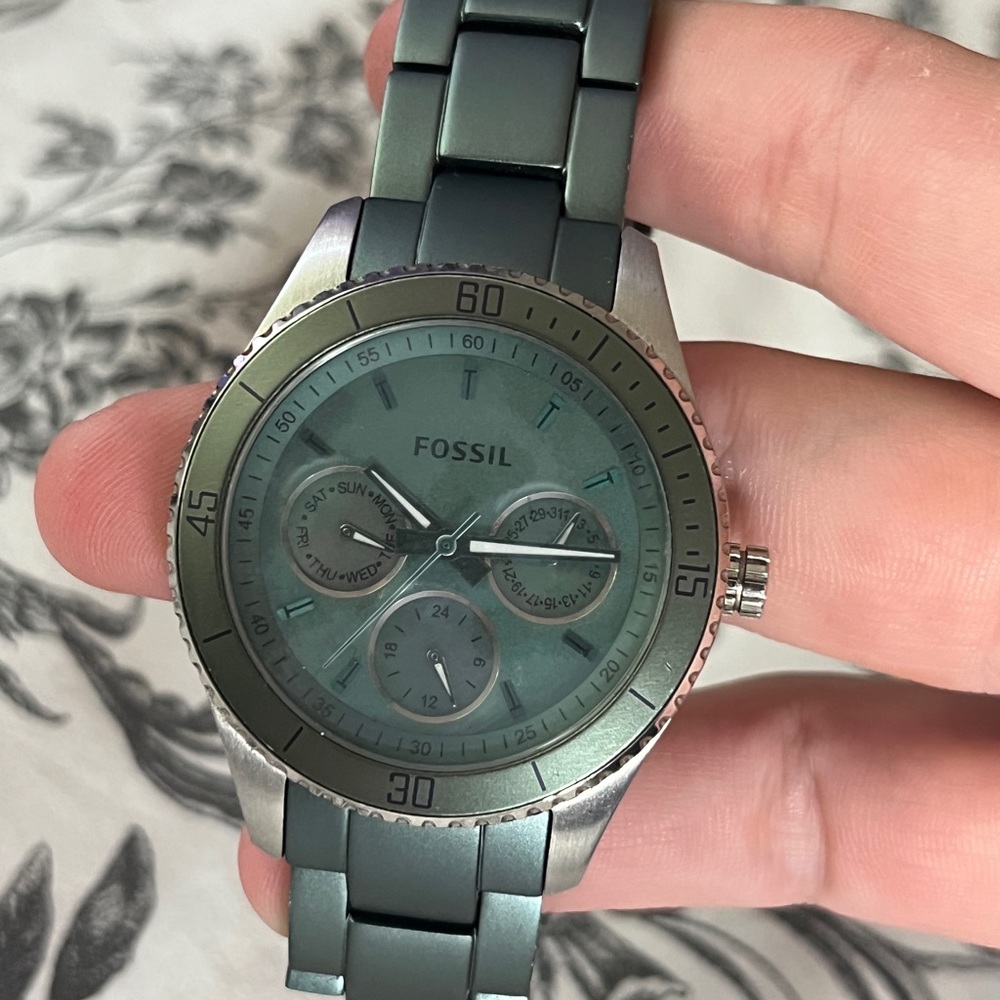 Fossil Watch - Picture 4 of 4